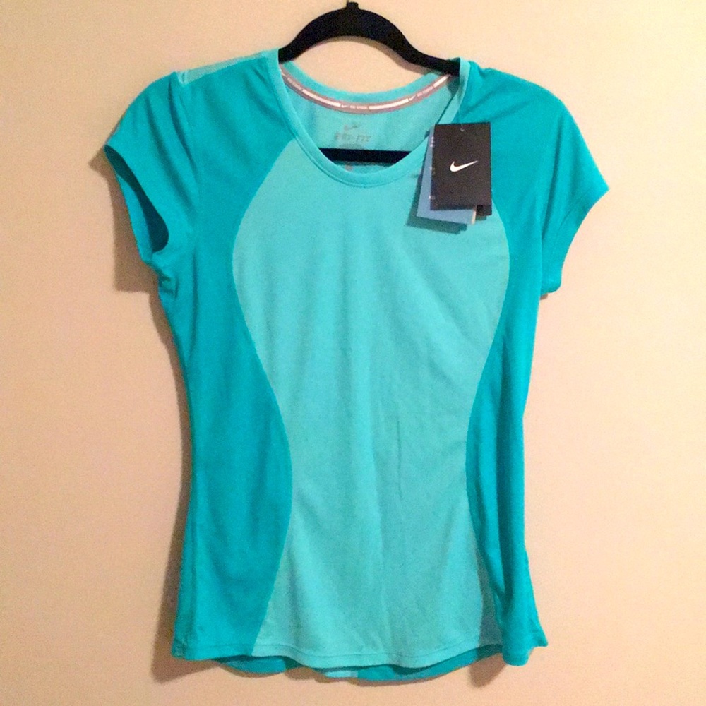 Nike work out top. Dri-fit material.